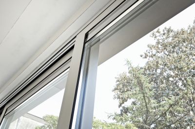 Energy-Efficient Sliding Windows